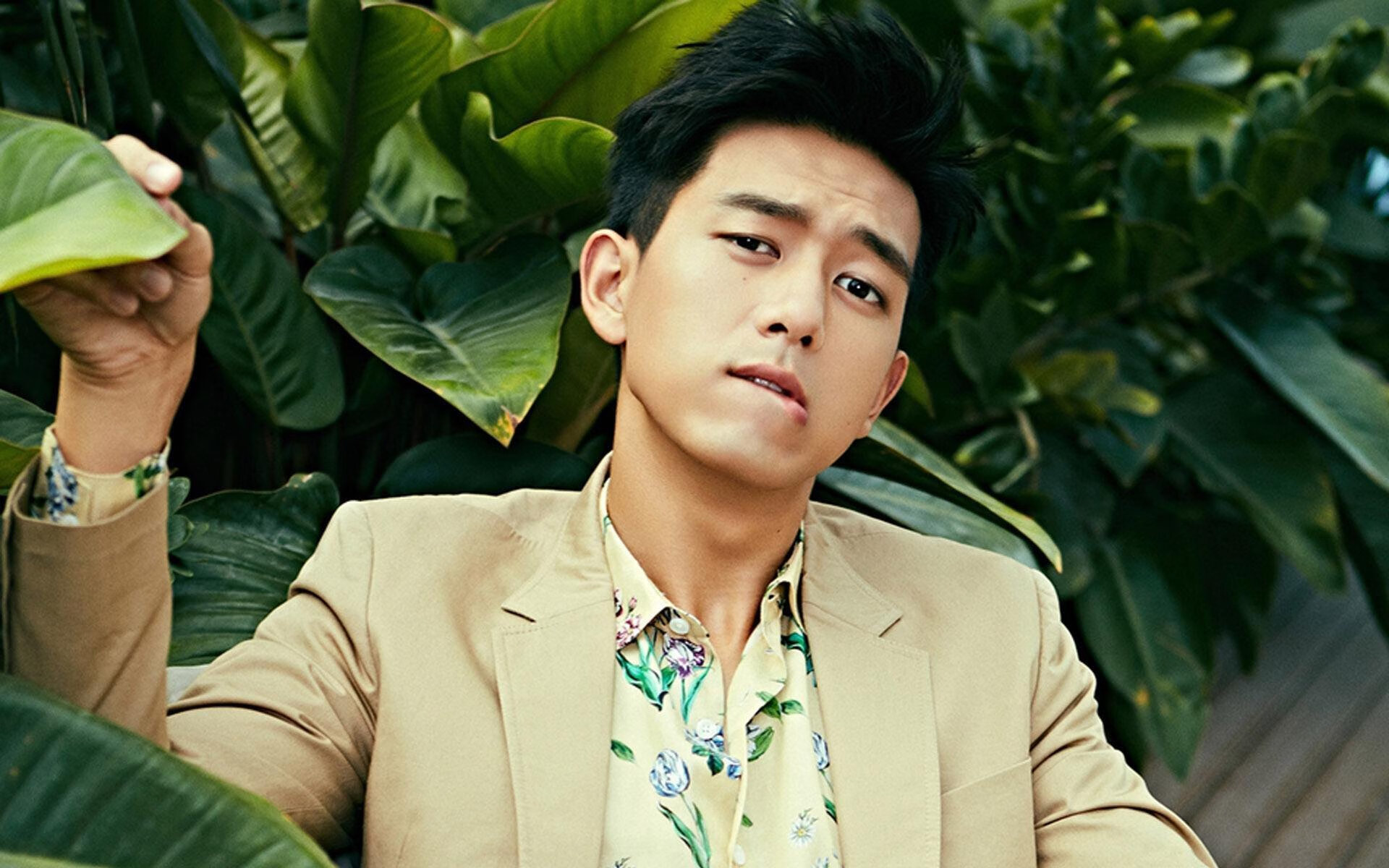 kaiyun网站-_蓝天滑翔：空中速度的极限体验_，蓝天滑雪场门票多少钱